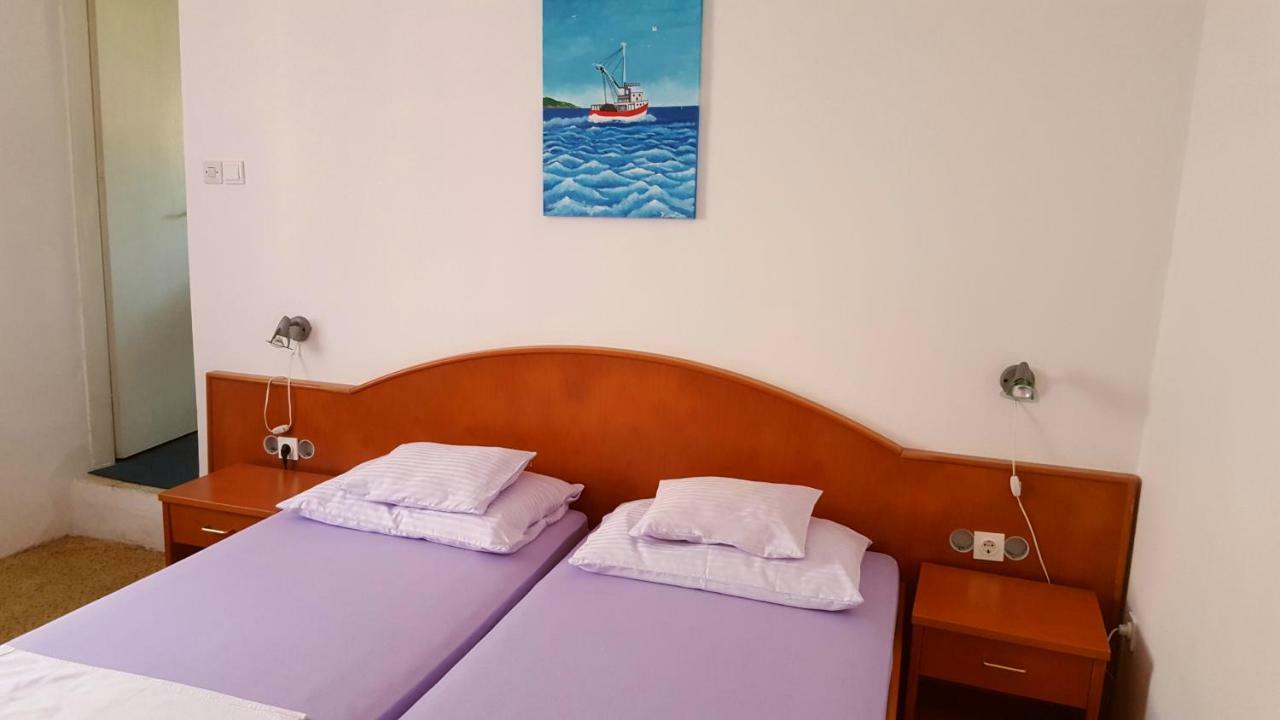 Rooms Milena 로푸드 외부 사진